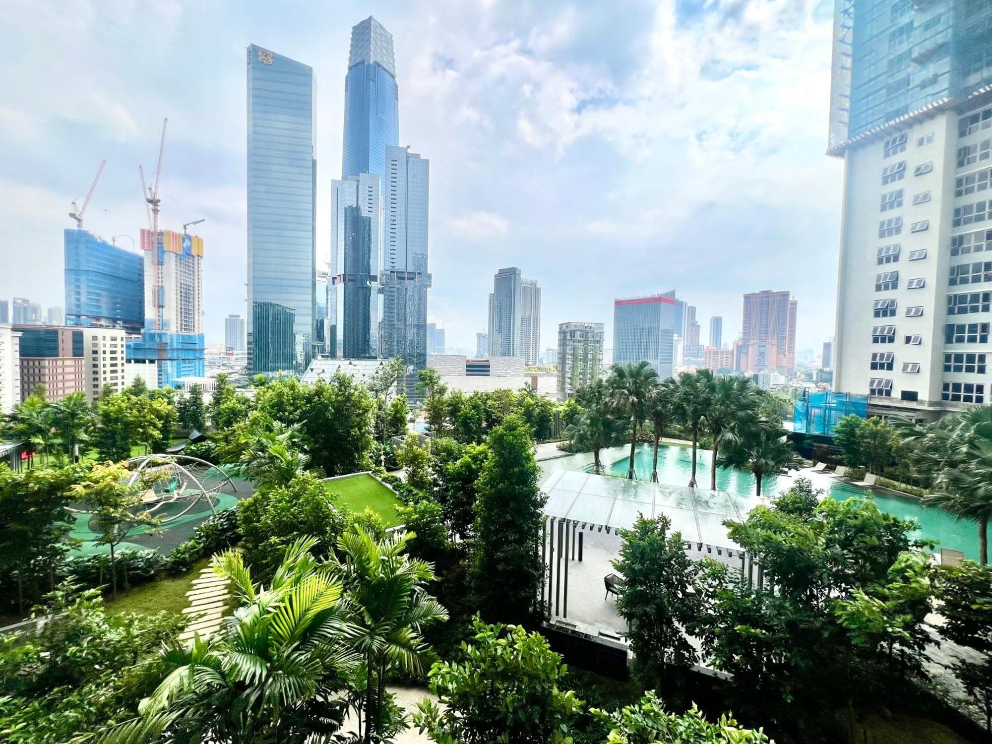 Agile Trx Luxury Bukit Bintang Kuala Lumpur